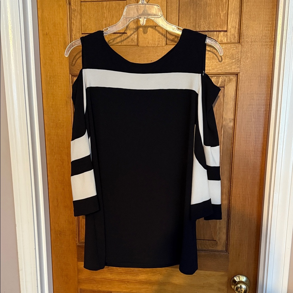 Alfani Black and White Top